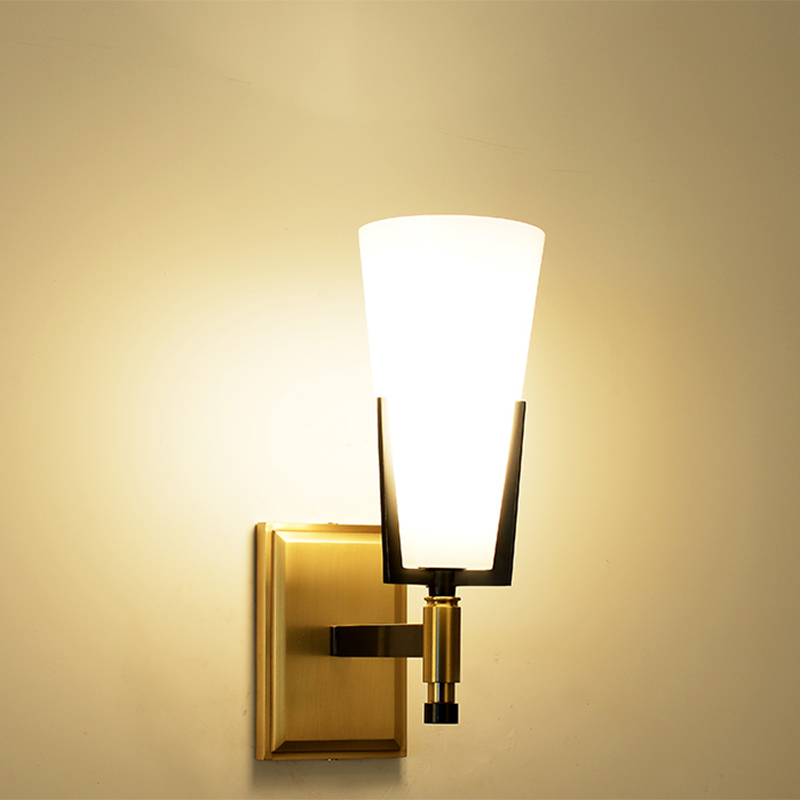 Post-modern copper wall lamp simple bedroom lamp bedside lamp living room copper lamp