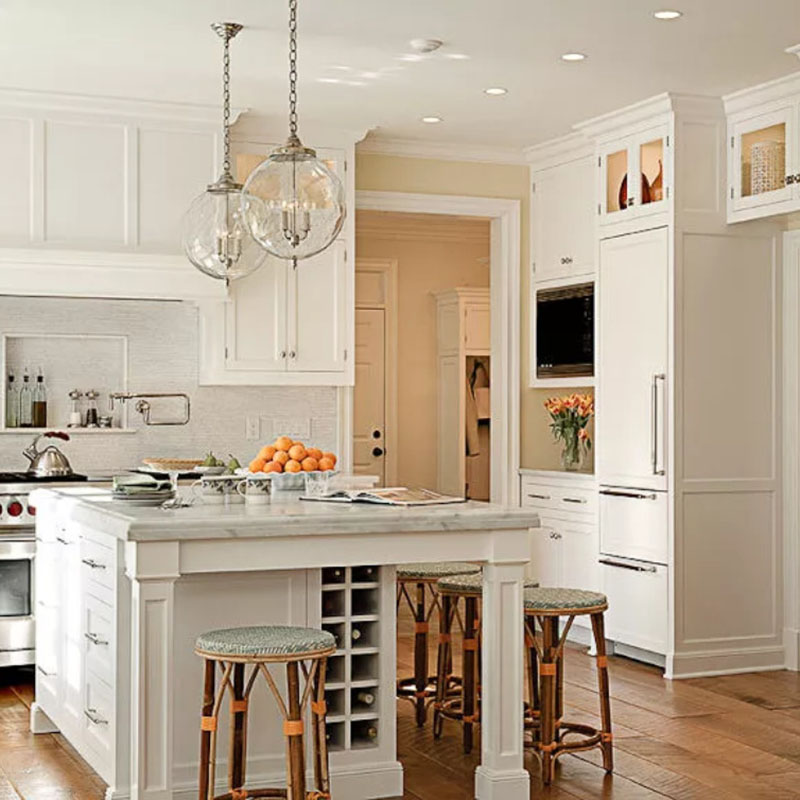 White shaker style custom kitchen cabinets Australia