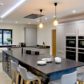 New model lacquer kitchen cabinet with modern design