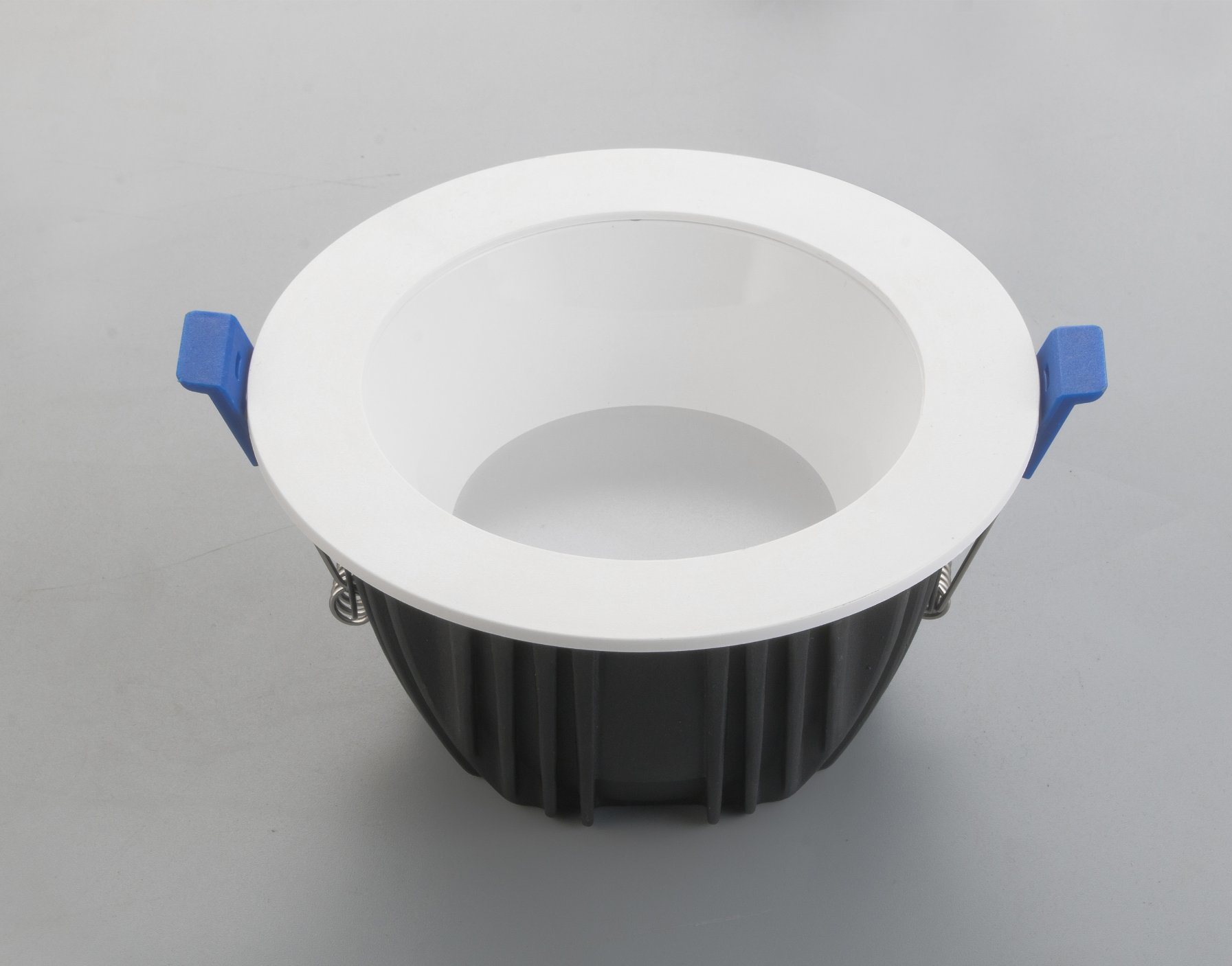 Anti-Glare LED Ceiling Downlight for Wholesale Market