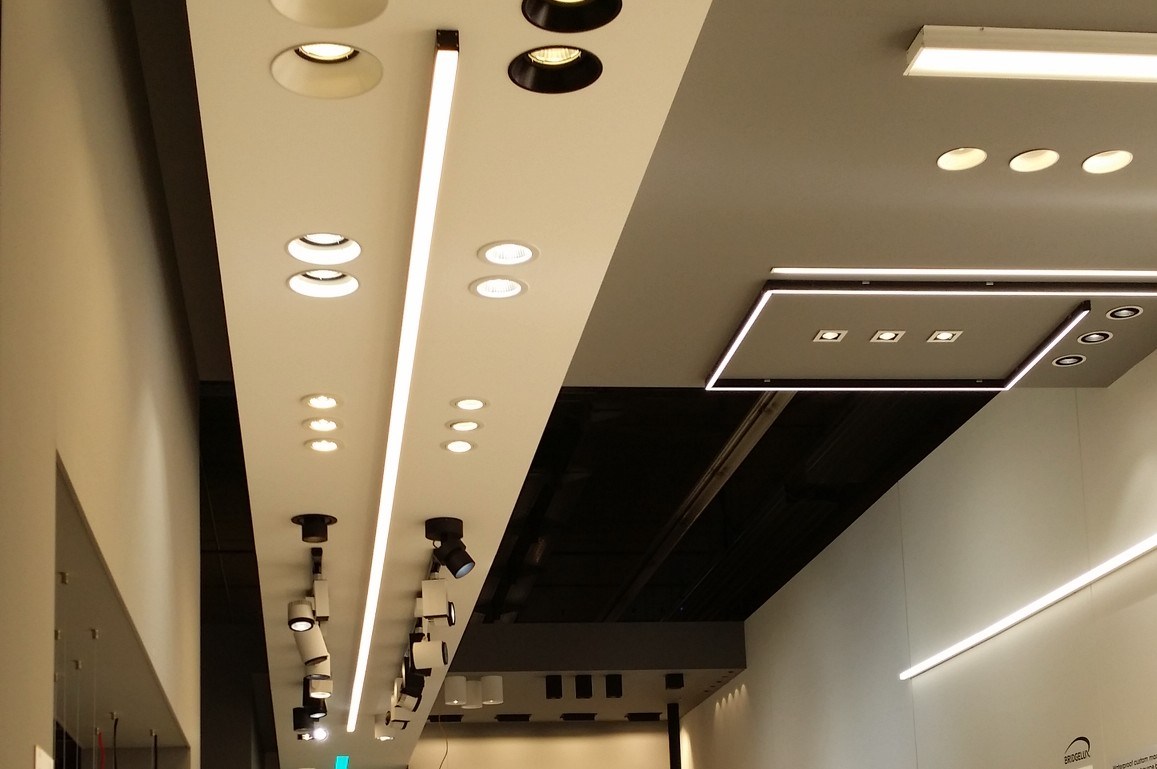 2018 Bendable Aluminium Profile (Mc-1506)