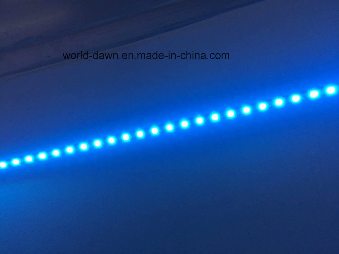 Factory Sale Good Quality SMD Flexible LED Strip Light with Customize Color