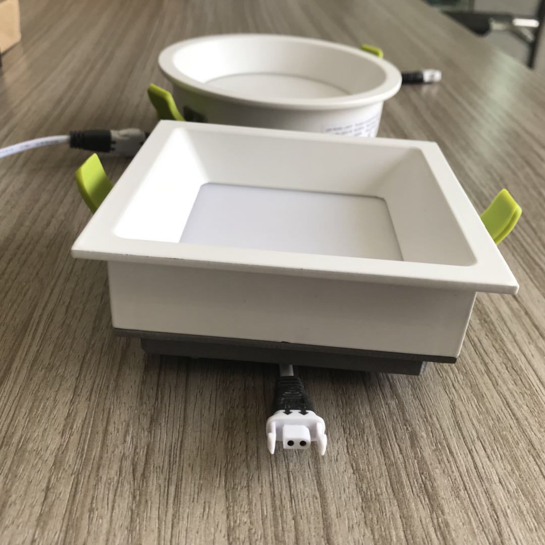 Square Shape Anti-Glare Bottom Emitting Panel Downlight