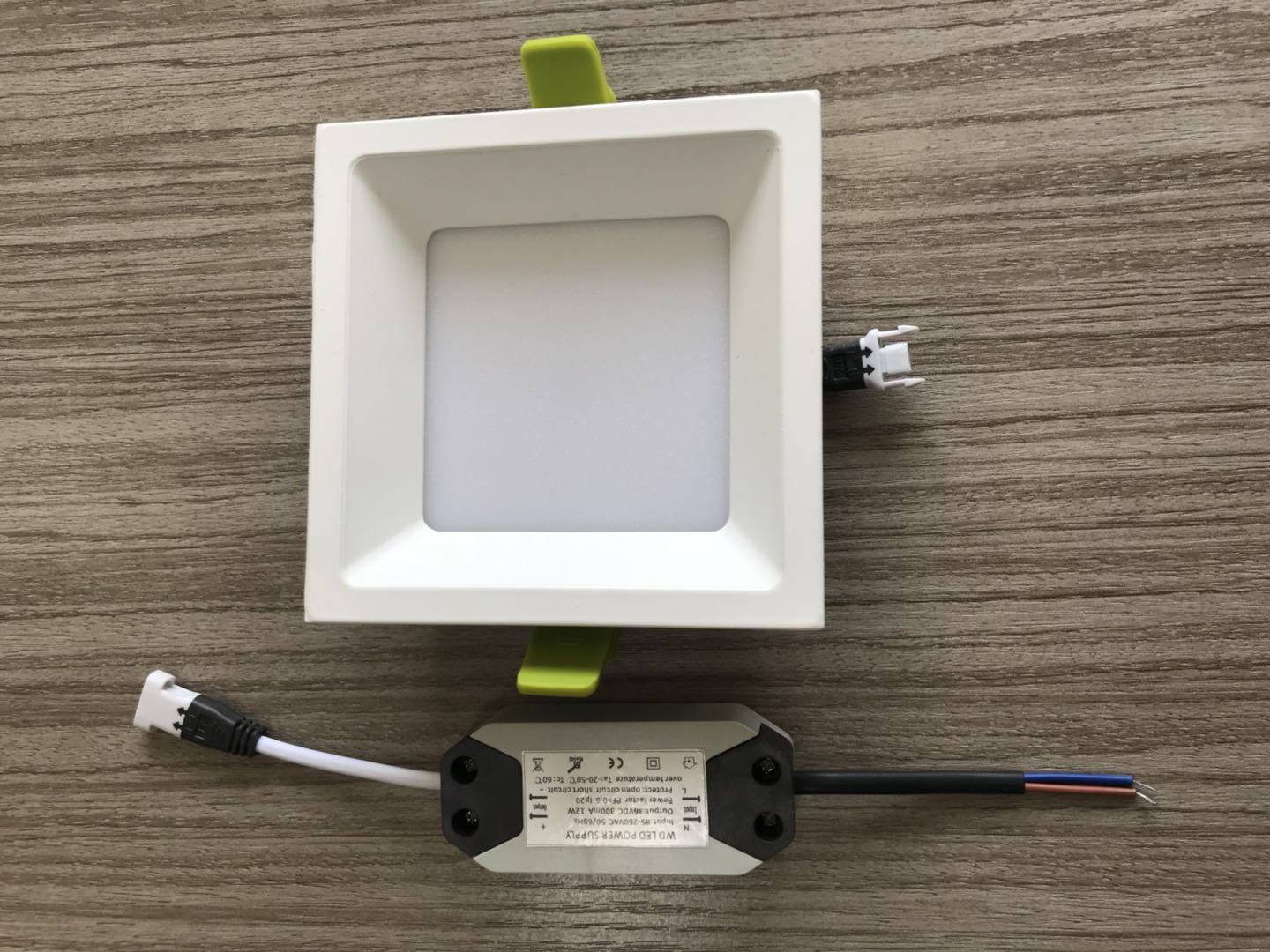 Bottom Emitting Anti-Glare LED Panel Shopping Mall Light