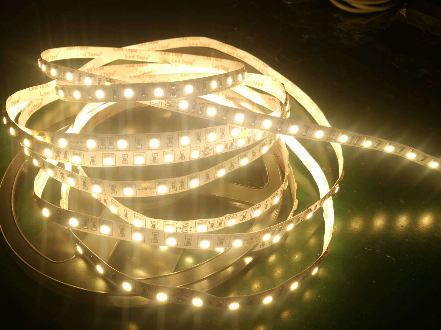 Customized High Luminance LED Strip Light with CE Approval
